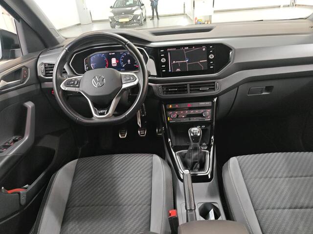 Volkswagen T-Cross 1.0 TSI 2x R-Line / CAMERA/ PARK. SENSOREN/ STOELVERWARM./ DIGITAL DASHBOARD/ ADAPT. CRUISE/ LED/ NAVI/ CLIMA/ 18" LMV