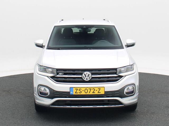 Volkswagen T-Cross 1.0 TSi 115 Pk Style R-Line | Adaptive Cruise | Stoelverwarming | CarPlay | Navigatie | Parkeersensoren | 18 Inch | 12.080 Km!!
