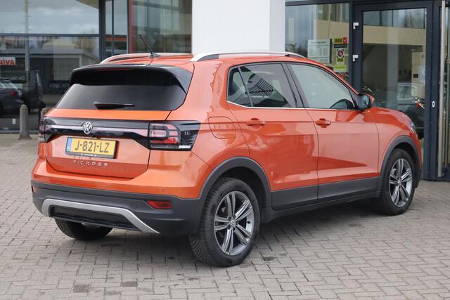 Volkswagen T-Cross 1.0 TSI Style 85KW/115PK, Dodehoek detectie, navigatie, 17 Sebring wielen met vierseizoenenbanden, parkeercamera, spiegelpakket, acc, parkeersensoren voor en achter, Carplay, lane assist, etc