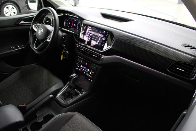 Volkswagen T-Cross 1.5 TSI Style DSG Android Auto / Apple Carplay | Trekhaak | Adaptive Cruise Control |