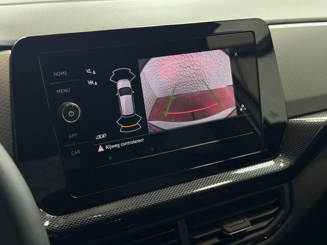 Volkswagen T-Cross 2.056KM! 116PK (18'' R-LINE LMV) AFN.TREKHAAK CAMERA VIR.COCKPIT STOELVERW. ADAP.CRUISE LMV CARPLAY 2025 "Volkswagen rijden begint bij Topautos.nl - 75 topmodellen direct op voorraad!"