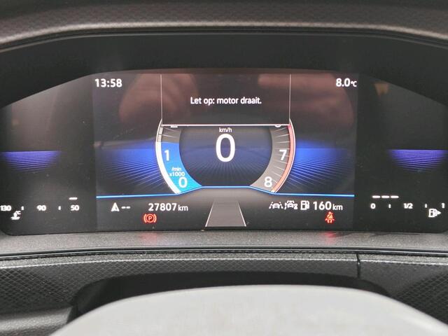 Volkswagen T-Cross 1.0 TSI Life Edition / FABRIEKSGARANTIE T/M 6-2028/ CAMERA/ PARK. SENSOREN/ LED/ CLIMA/ NAVI/ GETINT GLAS/ 17" LMV