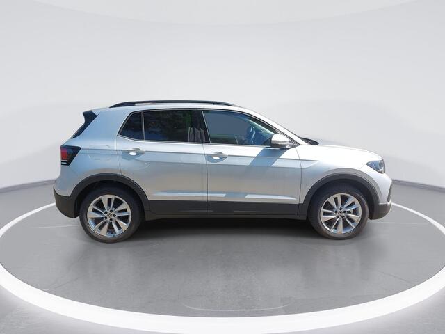 Volkswagen T-Cross Life Edition 1.0 TSI 95 PK 5 versn. hand · Allseasonbanden · Achteruitrijcamera · Keyless Entry · Draadloze telefoonlader ·