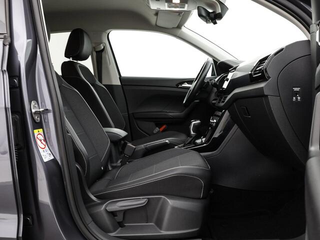 Volkswagen T-Cross 1.0TSI/110PK Life DSG · Apple/Android Car Play · Navigatie · Parkeersensoren · Garantie t/m 05-10-2026 of 100.000km
