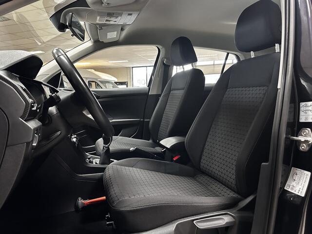 Volkswagen T-Cross 1.0 TSI Life /DAB+! /Apple + Android /Lane Assist /Navi /Airco /Adaptief Cruise /Elek. pakket /Bluetooth /16"LMV /PDC V+A /Dakrails /LED Dagrijverl. /Mistlampen.