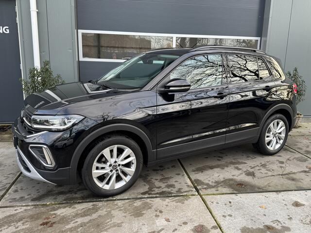 Volkswagen T-Cross 1.0 TSI 116pk DSG Life Edition IQ Light Stoelverwarming Camera Keyless Virtual Cockpit App-Connect