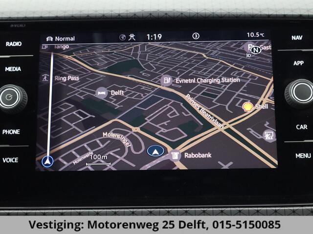 Volkswagen T-Cross 1.0 TSI STYLE R-LINE NL AUTO GARANTIE TOT 9-2030* 1e EIG. DODE HOEK DETECTIE. ADAPTIEVE CRUISE.