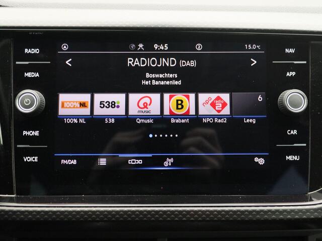 Volkswagen T-Cross 1.0 TSI Life | Adaptive cruise control | Achteruitrijcamera | Apple Carplay/Android Auto | Verwarmbare buitenspiegels | Lichtmetalen velgen |