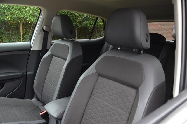 Volkswagen T-Cross 1.0 TSI Style Business R Line Navi/Pdc/Ecc/Achteruitrijcamera/Cruise control adaptief/Extra getint glas