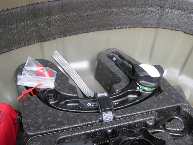 Volkswagen T-Cross 1.5 TSI R-LINE 150PK DSG-aut. / Trekhaak afn. / Camera / Stoelverw. / IQ Light / FABRIEKS garantie