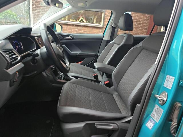 Volkswagen T-Cross 1.0 TSI 115pk Style DSG Automaat / LED / Navigatie / Digital cockpit / Camera / LM 17 inch