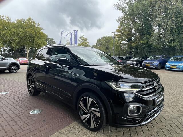 Volkswagen T-Cross 1.5 TSI 150pk DSG R-Line / Virtual cockpit / 18 Inch / stoelverwarming / Led verlichting / Camera / Adaptive Cruise