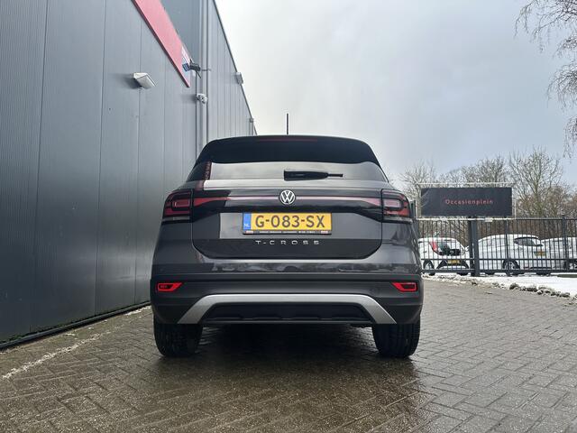 Volkswagen T-Cross 1.0 TSI Life | Navi via Carplay | Adaptive cruise control | Blind sp