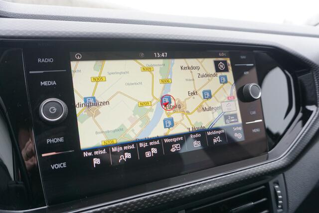 Volkswagen T-Cross 1.0 TSI Life | CLIMATE | TREKHAAK | CARPLAY/ NAVI | ACC |