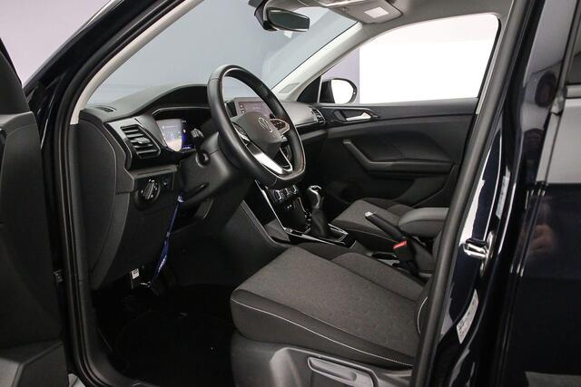 Volkswagen T-Cross Life Edition 1.0 TSI 95pk Adaptive cruise control, Achteruitrijcamera, LED koplampen, App connect, Parkeersensor achter, Keyless entry, Airco, DAB, Radio