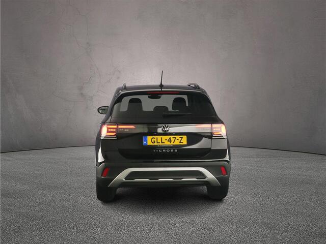 Volkswagen T-Cross Life Edition 1.0 TSI 95pk Adaptive cruise control, Achteruitrijcamera, LED koplampen, App connect, Parkeersensor achter, Keyless entry, Airco, DAB, Radio