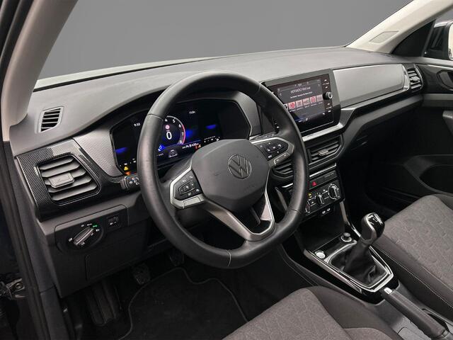 Volkswagen T-Cross Life Edition 1.0 TSI 95pk Adaptive cruise control, Achteruitrijcamera, LED koplampen, App connect, DAB, Radio, Bluetooth, Airco, Parkeersensor achter