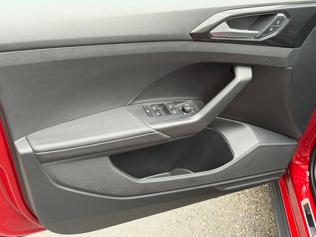 Volkswagen T-Cross 1.0 TSI 115pk DSG Goal | Trekhaak | Camera | 4-season | Navigatie | Rijklaar incl. garantie