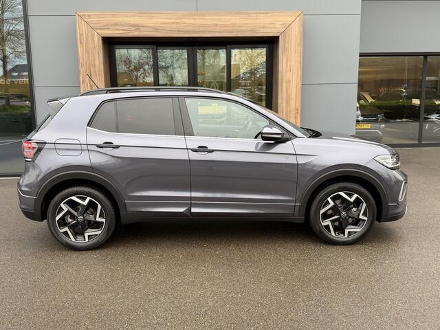 Volkswagen T-Cross 1.5 TSI 150pk DSG R-Line | Camera | Trekhaak | Navi | IQ light | Rijklaar incl. garantie