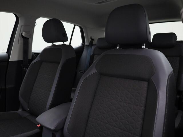 Volkswagen T-Cross 1.0TSI/110PK Style · Camera · Apple/Android Car Play · Trekhaak · Clima · Navigatie ·