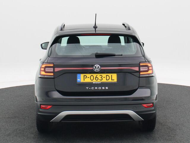 Volkswagen T-Cross 1.0 TSi Life | Navigatie | Camera | 16 Inch | Climate Control | Adaptive Cruise | 50.346 Km!!