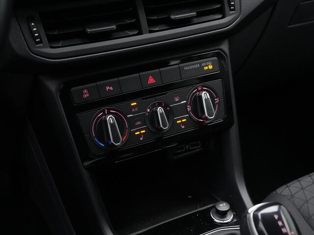 Volkswagen T-Cross 1.0 TSI 115 pk DSG Life | Trekhaak | Achteruitrijcamera | Stoelverwarming | Adaptive Cruise | Navigatie