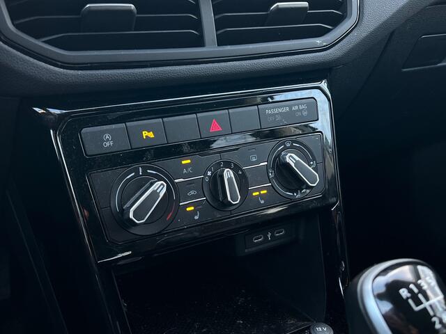 Volkswagen T-Cross 1.0 TSI 95pk Life Edition App Connect Camera