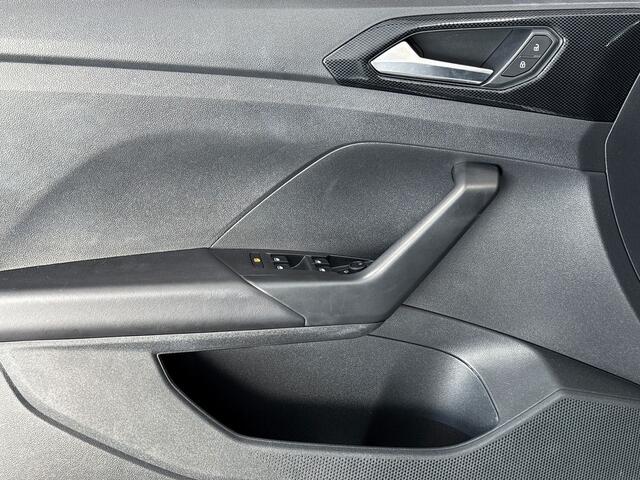 Volkswagen T-Cross 1.0 115pk TSI Life Edition Parkeersensoren voor en achter | Keyless entry & go | Achteruitrijcamera