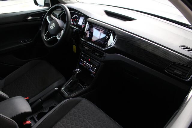 Volkswagen T-Cross 1.5 TSI 150PK Style DSG Climate Control | Climate Control | 17" Velgen | Stoelverwarming