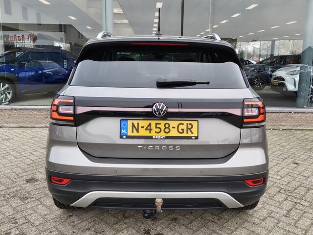 Volkswagen T-Cross 1.0 TSI Life | Trekhaak | Stoelverwarming | Android Auto | Achte