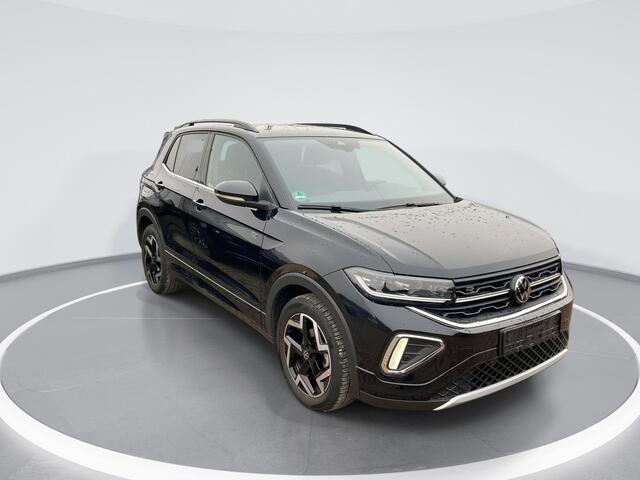 Volkswagen T-Cross 1.5 TSI 150pk DSG R-Line Edition · Navigatie · Camera + parkeersensoren · Apple/Android Car play · Trekhaak afneembaar · Stoelverwarming · Garantie tot April 2027