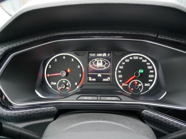 Volkswagen T-Cross 1.0 TSI STYLE BNS R-LINE **Clima//Navi//Lm **