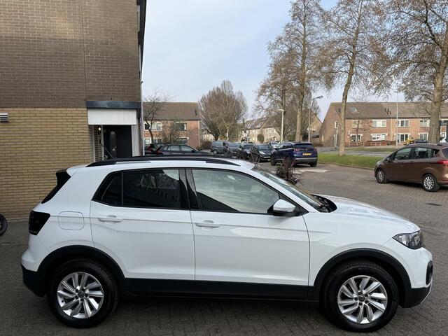 Volkswagen T-Cross 1.0 TSI Life Business / Airco clima/ Navigatie/ Cruise/ Apple carplay/ PDC/ LED/ LMV