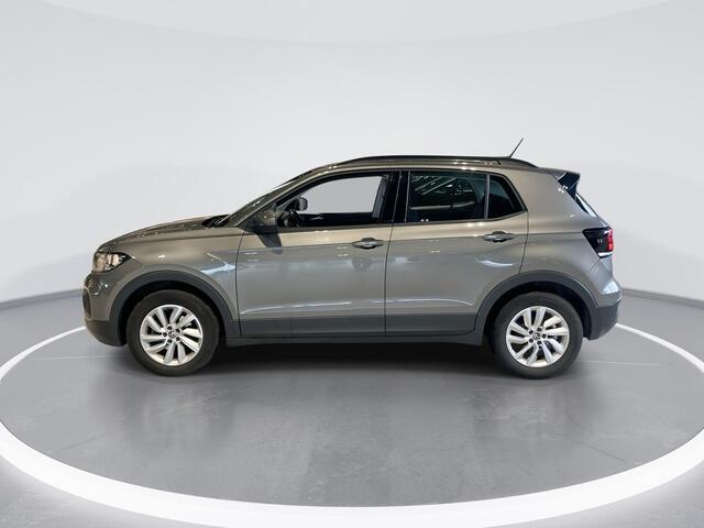 Volkswagen T-Cross 1.0 TSI 110pk DSG Life · Camera · Stoelverwarming · Apple/Android Car Play · Trekhaak · Dodehoeksensor · Clima · Navigatie ·