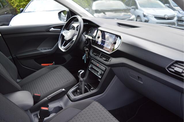 Volkswagen T-Cross 1.0 TSI Life NL-Auto / Climate control / Pdc / Apple,android