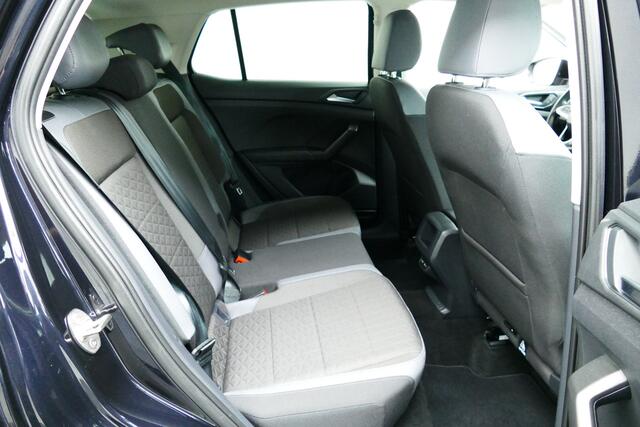 Volkswagen T-Cross 1.0 TSI Style. Adap Cruise, Camera, Carplay/Android, Clima, StoelVerw, 17"LMV