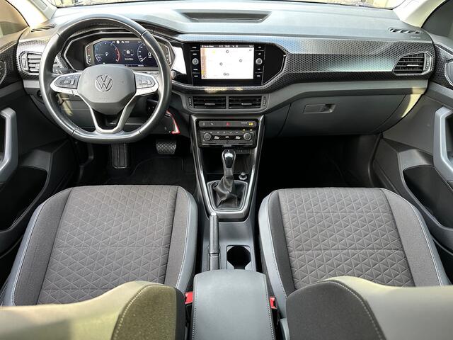 Volkswagen T-Cross 1.0 TSI DSG Style | Camera | Climate | Dode hoek | Virtual | Carplay | Rijklaar incl. 1 jaar Bovag garantie