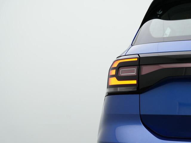 Volkswagen T-Cross 1.0 TSI 115 pk Style | Stoelverwarming | Navigatie | Parkeersensoren voor/achter