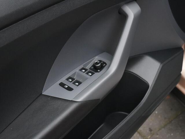 Volkswagen T-Cross 1.0 TSI Style | PDC | ADAPT. CRUISE | NAVI | VIRTUAL COCKPIT | APPLE CARPLAY |