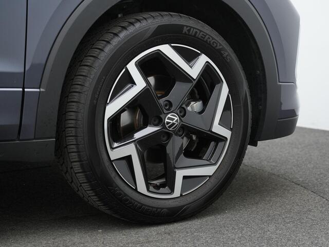 Volkswagen T-Cross 1.5 TSI 150 pk DSG R-Line | Trekhaak | IQ Light | Achteruitrijcamera | Stoelverwarming | Adaptive Cruise