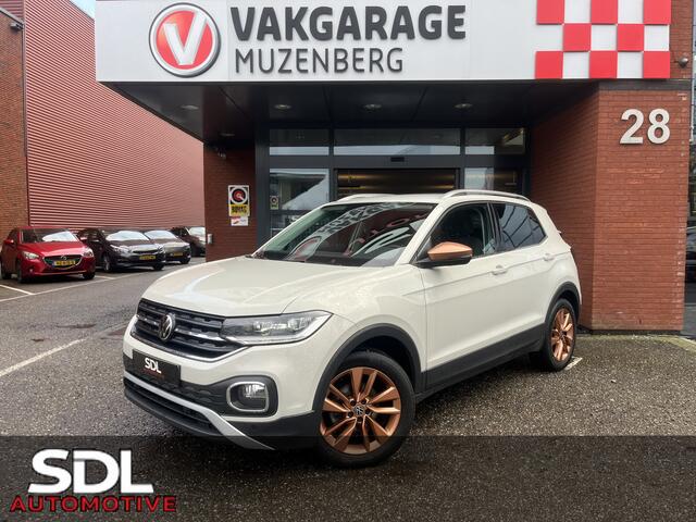 Volkswagen T-Cross 1.5 TSI Style // FULL LED // ADAP. CRUISE // VIRTUAL COCKPIT // CAMERA+SENSOREN // KEYLESS // NAVI+CARPLAY //