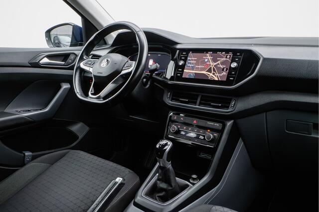 Volkswagen T-Cross 1.0 TSI Life Business Trekhaak/ Virtual dash/ Climate control/ Adapt. cruise/ LED/ Carplay