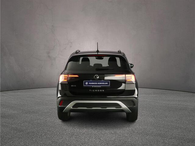 Volkswagen T-Cross Life Edition 1.0 TSI 115pk DSG Automaat Adaptive cruise control, Achteruitrijcamera, Stoelverwarming, LED koplampen, App connect, Parkeersensoren