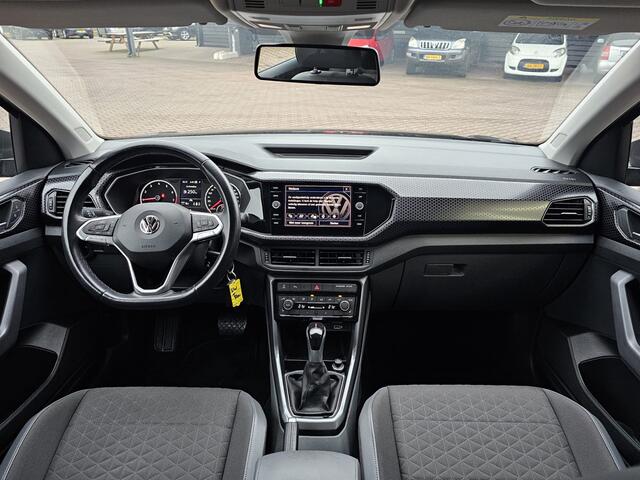 Volkswagen T-Cross 1.0 TSI Style | Automaat | LED | Trekhaak | Stoelverwarming | ACC | Navi | PDC |