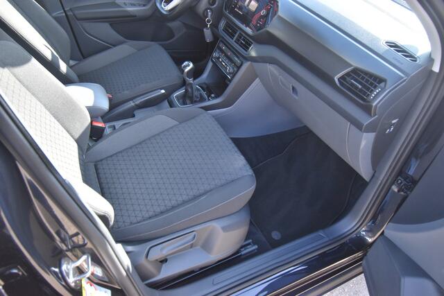 Volkswagen T-Cross 1.0 TSI Life R-Line , VIRTUAL COCPIT , CLIMATR , CR CONTR , NAVI , LMV16 ,