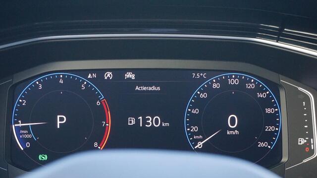 Volkswagen T-Cross 1.0 TSI 116pk Style DSG Virtual Cockpit Keyless 18inch LM DAB Adaptive Cruise 73820km!