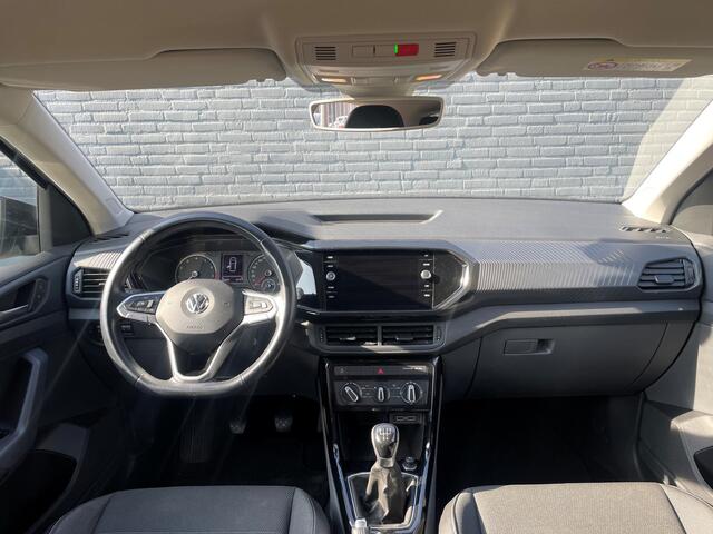 Volkswagen T-Cross 1.0 TSI Life - Dodehoekdetectie - Apple car play - Cruise control etc