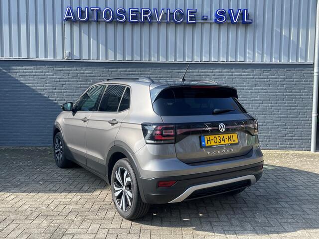 Volkswagen T-Cross 1.0 TSI Life - Dodehoekdetectie - Apple car play - Cruise control etc