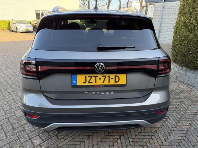 Volkswagen T-Cross 1.0 TSI Life 116pk *Carplay*Adaptive Cruise*PDC