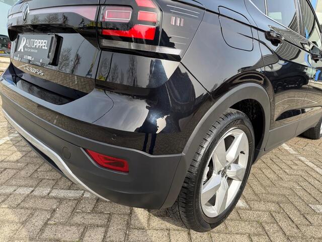 Volkswagen T-Cross 1.5 TSI Style | DSG | Led | Camera | Navi | ACC | LMV17" | App-Conn. | mooi!